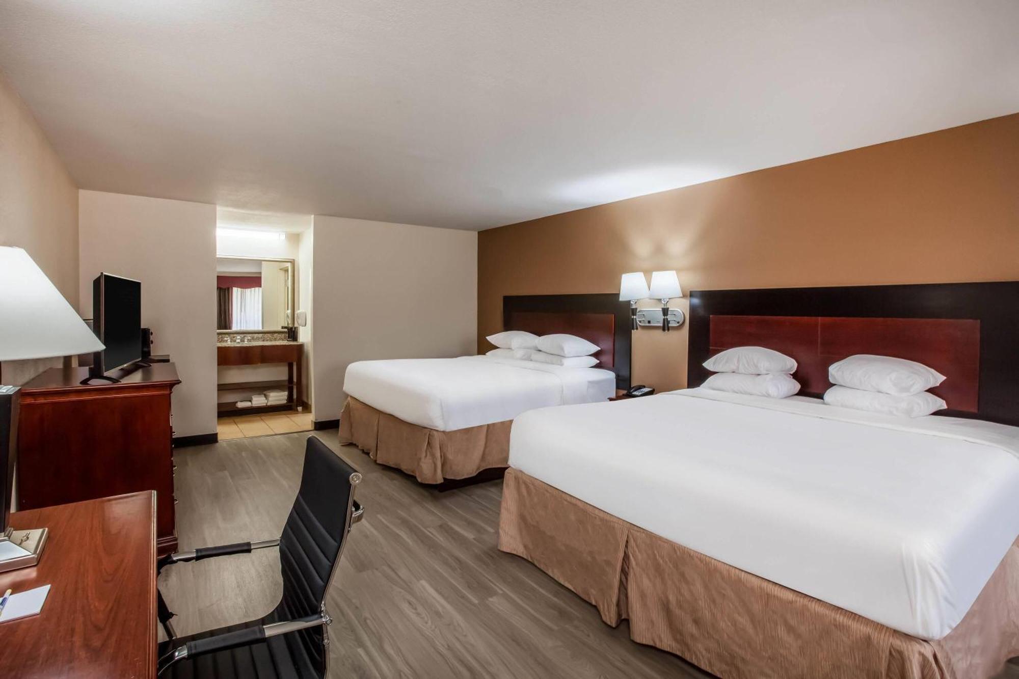 Hotel Days & By Wyndham 3*