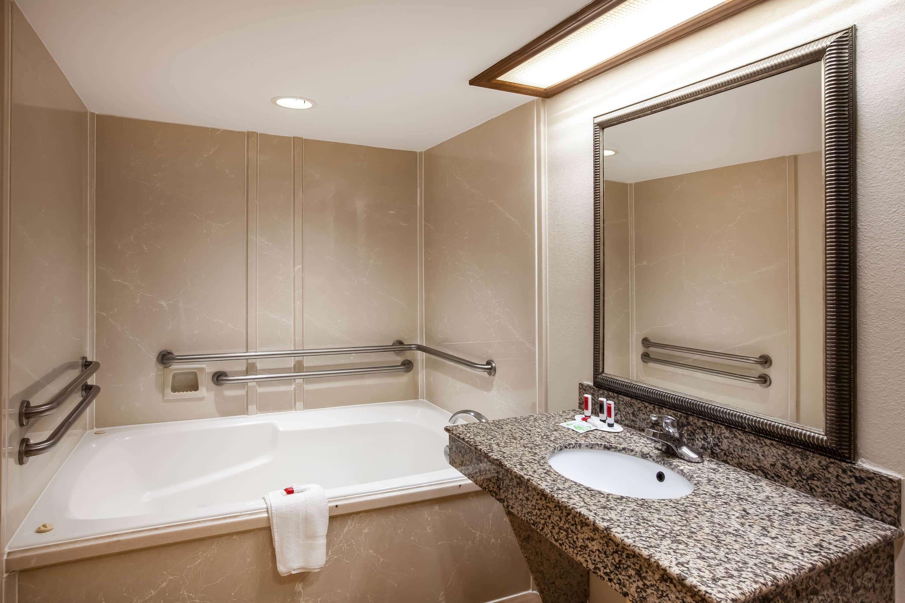 Hotel Days & By Wyndham 3*