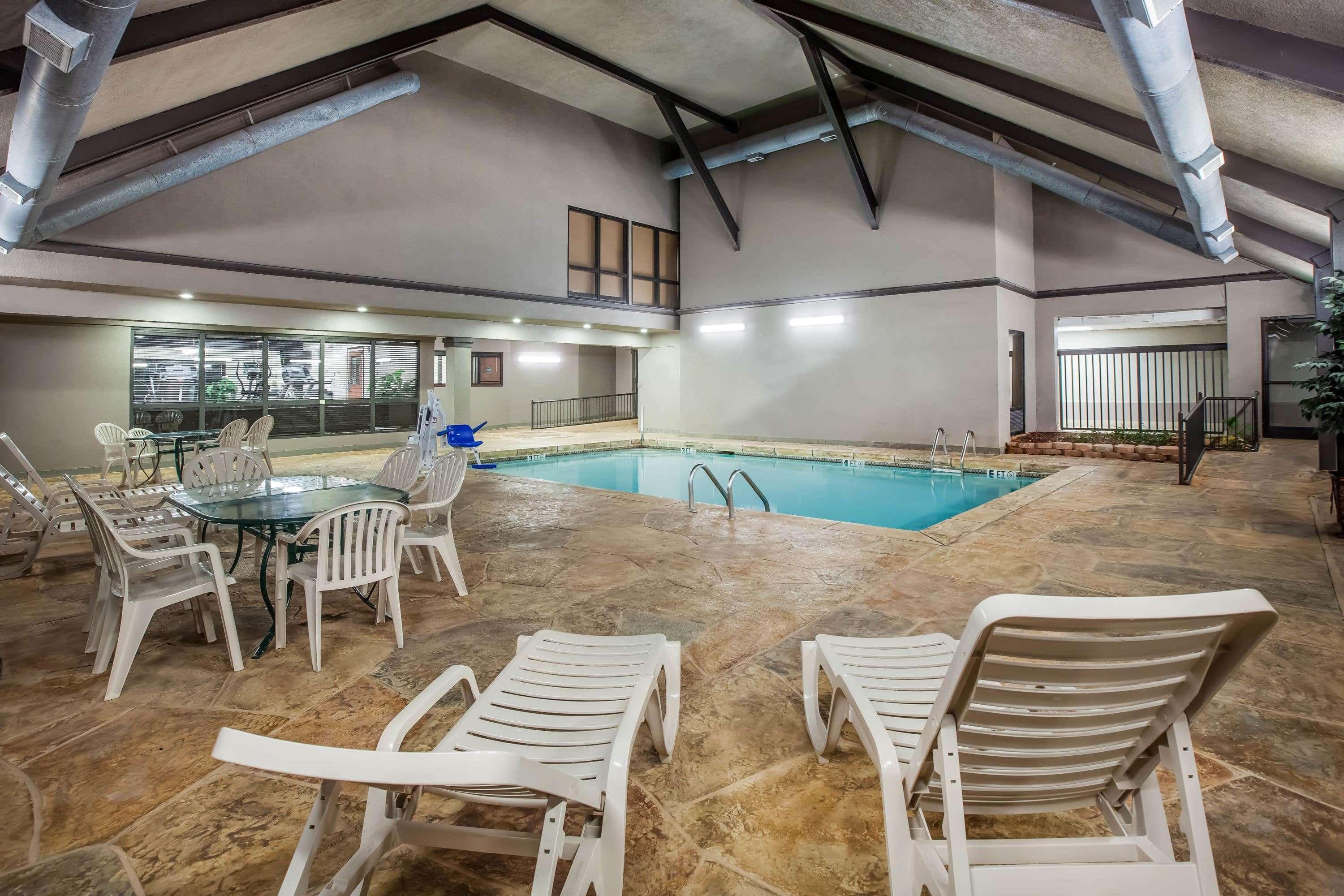 Days & By Wyndham Hotel 3*